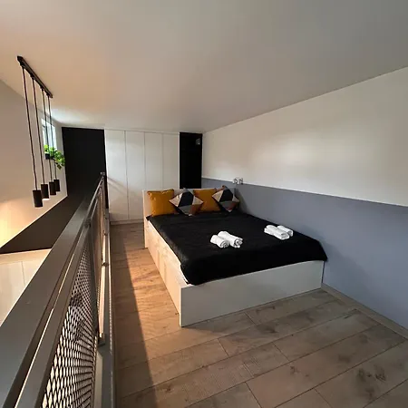 Apartament Dwupoziomowy Katowice Exterior foto